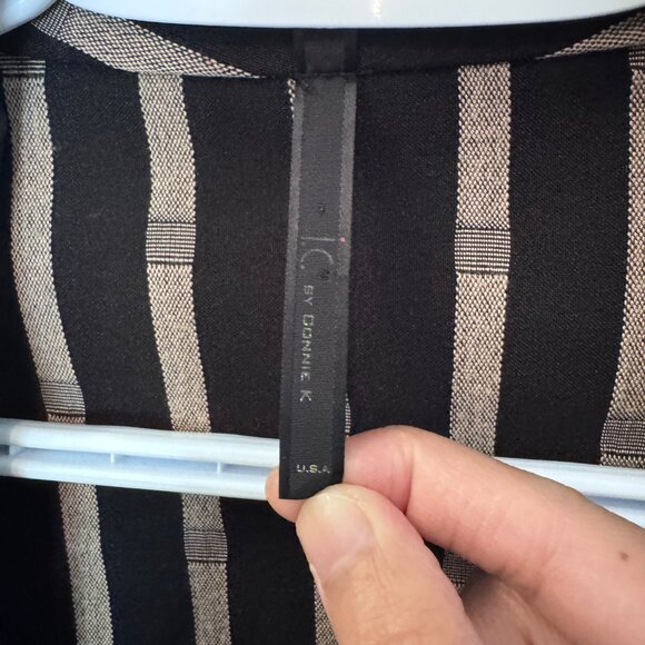 IC By Connie K black and tan Art To Wear patterned open front cardigan size S - Picture 9 of 10